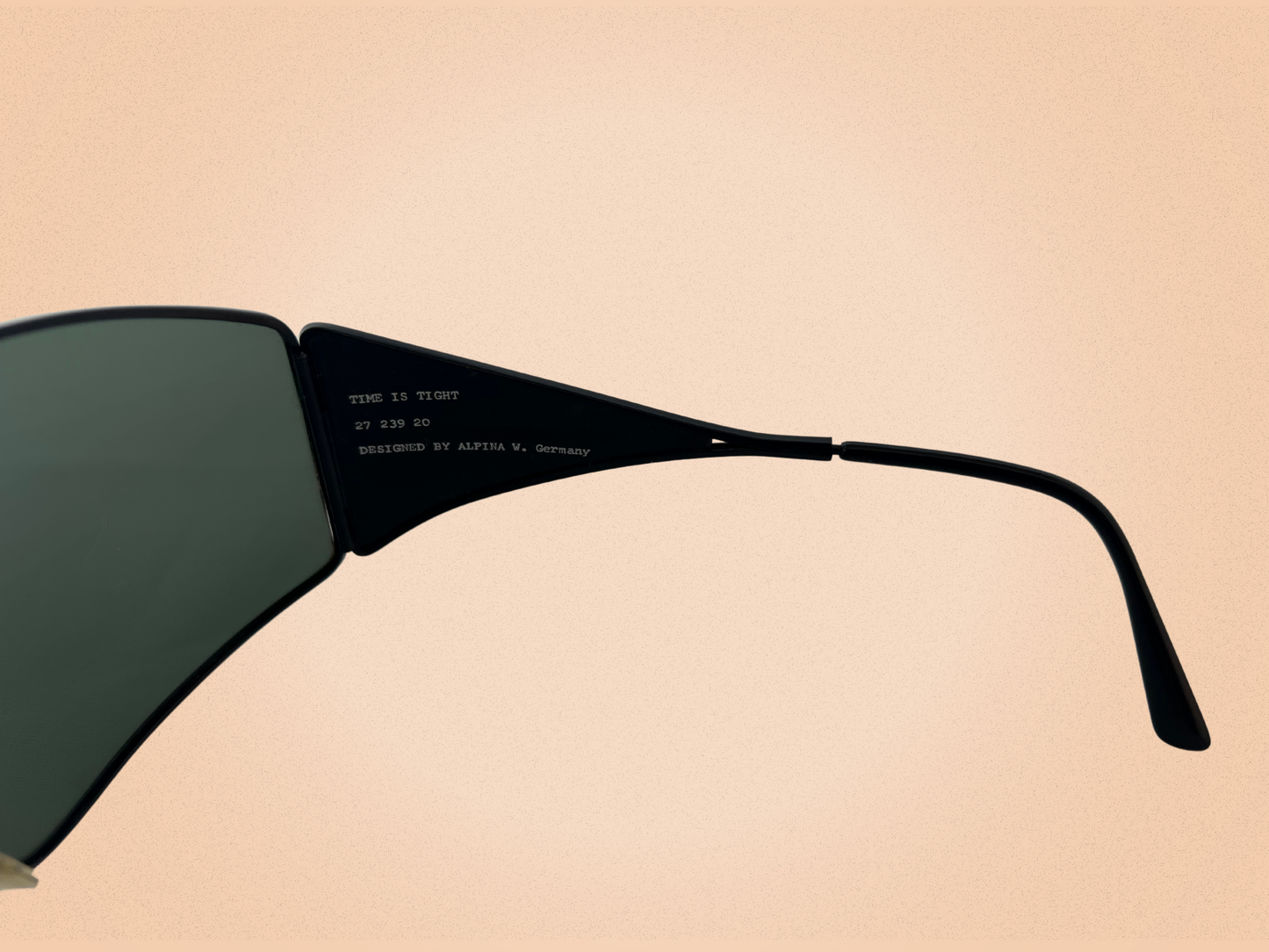 Alpina Talking Glasses – Time is Tight - Vintage New Old Stock