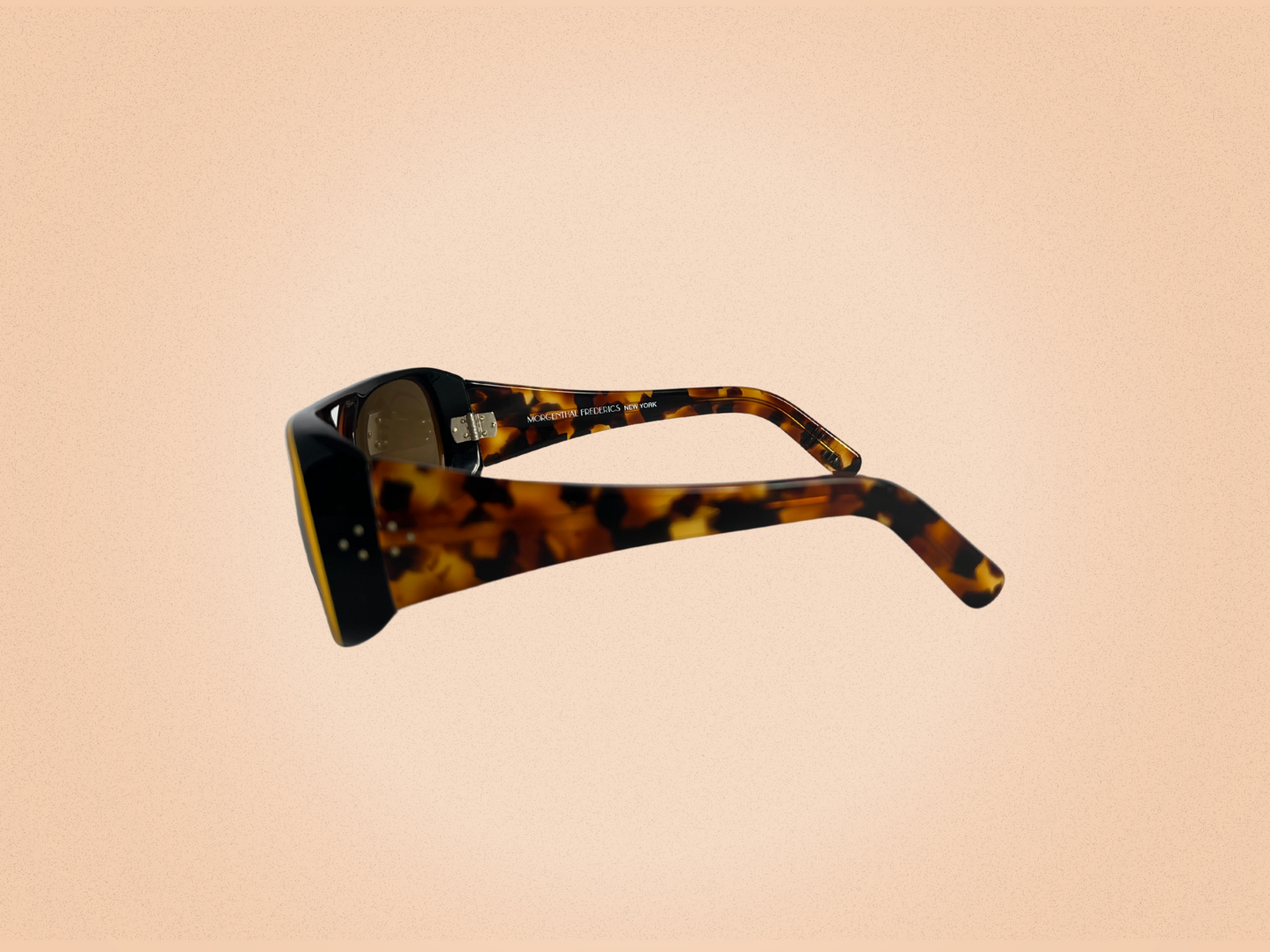 Morgenthal Frederics – Lunettes de soleil vintage "Catalina" – Acétate écaille – Fabriquées à la main en France 🇫🇷