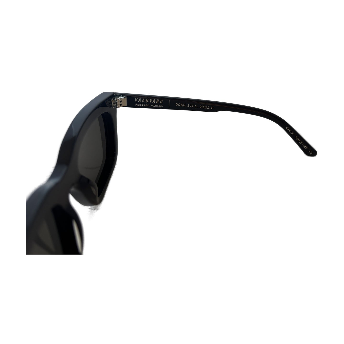 VAANYARD - Lunettes de soleil vintage - Modèle 006S – Minimalisme contemporain en acétate épais